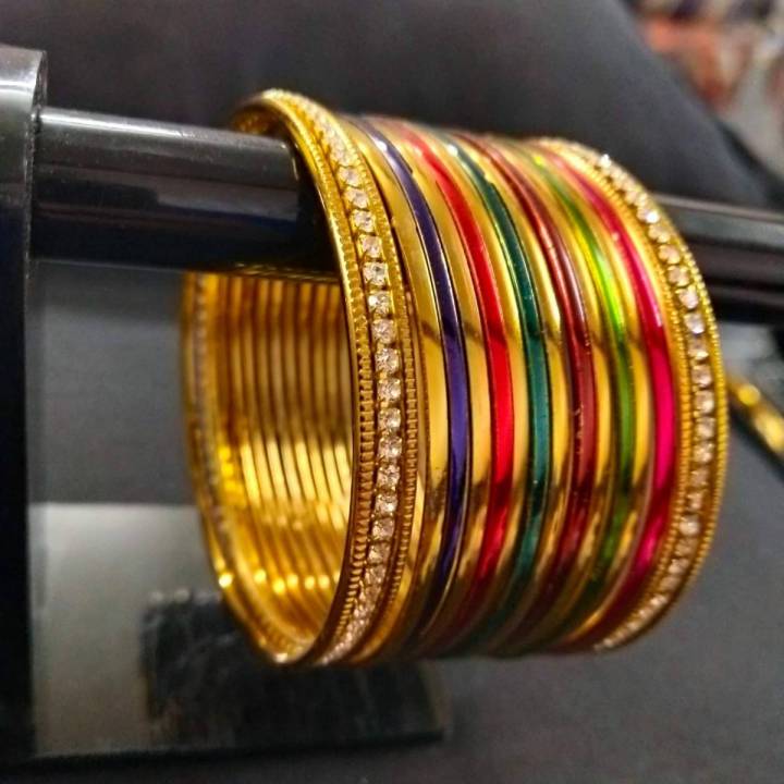 MANJOOS%20METAL%20BANGLES%20FOR%20WOMEN%20-%20Image%202