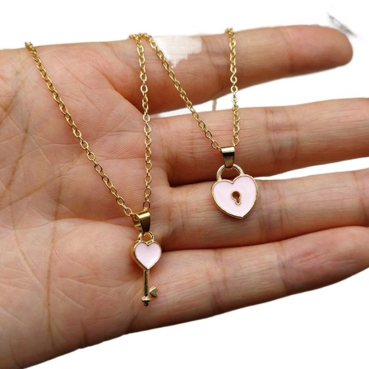 Black%202pcs%20Korean%20Jewellery%20Fashion%20Love%20Key%20Lock%20Couple%20Necklace%20for%20Girls%20Stylish%20-%20Heart%20Shaped%20Key%20Lock%202PCS%20Set%20Jewellery%20For%20Girls%20For%20Girl%20-%20Image%203