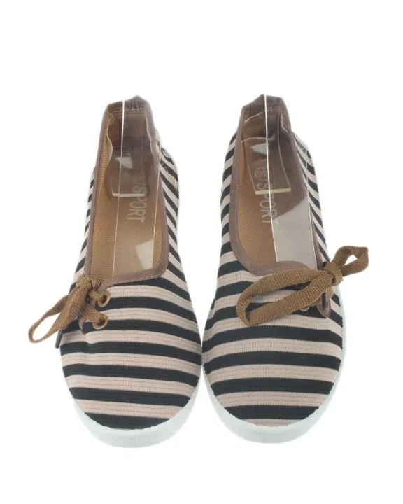 Maya%20Traders%20Brown%20Canvas%20Slip%20On%20Rubber%20Dye%20Toms%20For%20Women%20-%20B18MT%20-%20Image%208