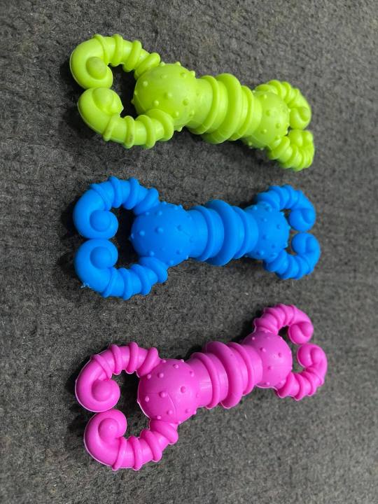Dogs%20Chew%20Teether%20-%20MultiColor%20-%20Image%203