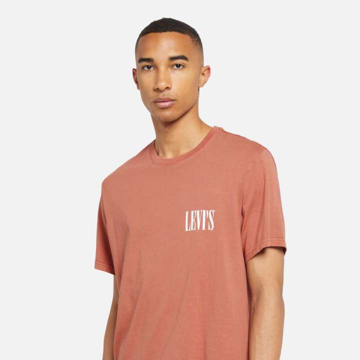 Levi's® Men's Relaxed Fit Short Sleeve Graphic T-Shirt
