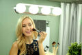 Cordless LED Mirror Makeup Light, Wireless Portable LED Vanity Mirror Lights, Studio Glow Vanity Make-up Light Natural Light for Makeup Dressing Table with 4 LED Bulbs, Professional Studio Glow Battery Powered Mirror Light. 