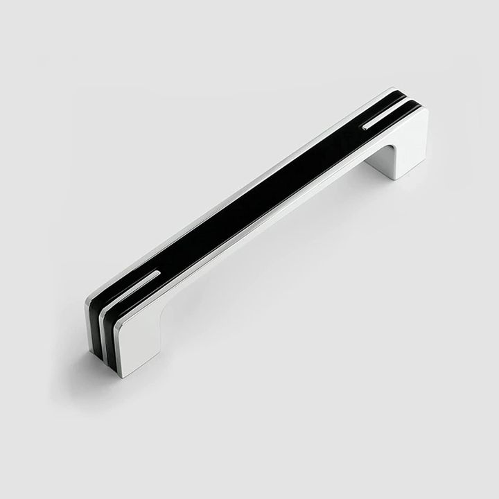 6.7%20inch%20Modern%20Kitchen%20Cabinet%20Handles,%20Silver%20Black%20Kitchen%20Hardware%20Drawer%20Pulls%20Perfect%20for%20Modern%20Kitchen%20Designs,%20%20Interior%20Door%20Handles%20for%20Cabinets,%20Cupboard,%20Pack%20Of%202,%204,%2010%20And%2020.%20-%20Image%207