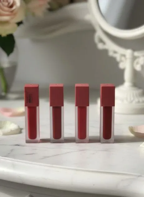 HUDAMOJI%201%20PC%20Matte%20Lip%20Gloss%20Shiny,%20Moisturizing%20&%20Non-%20Sticky%20Lip%20Gloss%20in%206%20Colors%20/%20Smooth%20&%20Long-Lasting%20Lip%20Gloss%20-%20Image%204