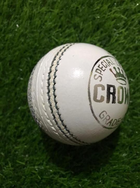 Crown%20Cricket%20Hard%20Ball%20-%20Image%204
