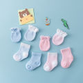 I LOVE DADDY&MUMMY-4Pairs/Lot Lace Ruffles Baby Socks Gloves Set Breathable Cotton Infant Socks Anti Scratch Newborn Protection Face Mittens Socks. 