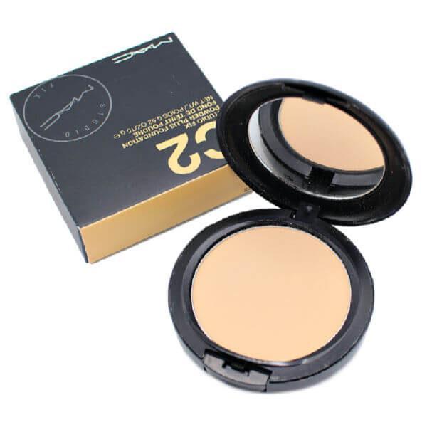 Studio%20Fix%20Powder%20Plus%20Foundation%20-%20C2%20-%20Image%202