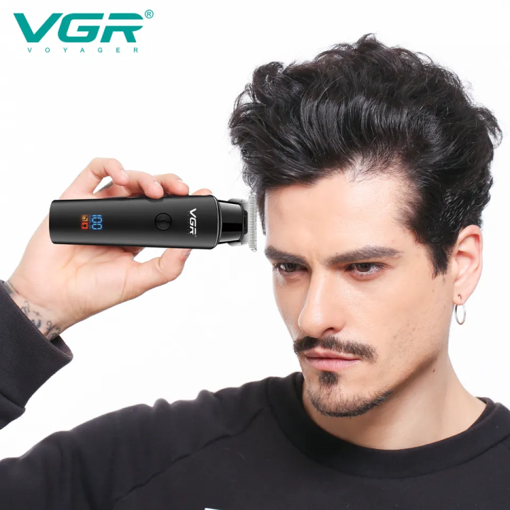 VGR%20V-937%20USB%20Charging%20Barber%20Professional%20Hair%20Clipper%20%7C%20Cordless%20Hair%20Trimmer%20for%20Men%20with%20LED%20Display%20-%20Image%204