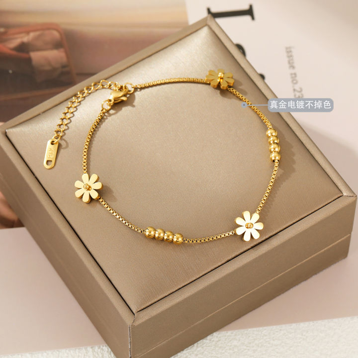 New Warm Sweet Little Daisy Bean Transfer Beads Titanium Steel Bracelet Girls Wild diy Spacer Beads Flower Girlfriends Exquisite