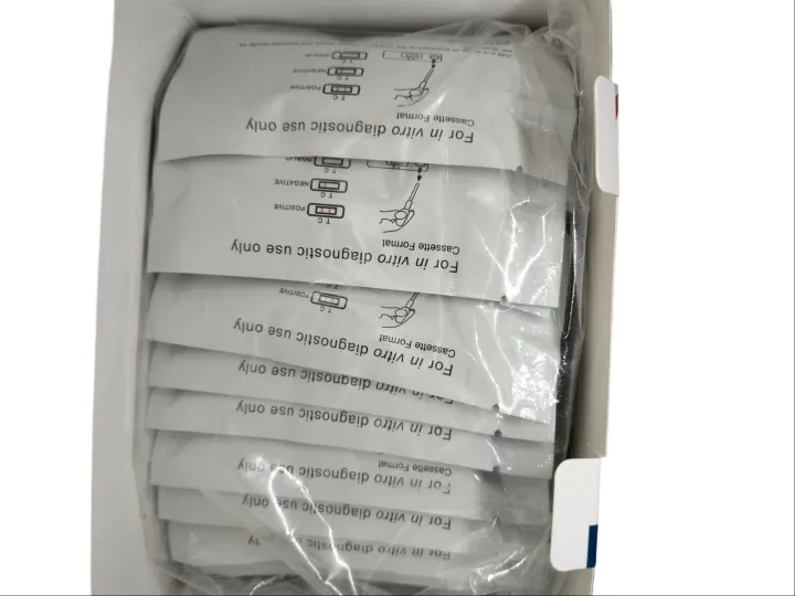 HBsAg%20One%20Step%20Rapid%20Test%20(HEALGEN)%20-%20Image%203