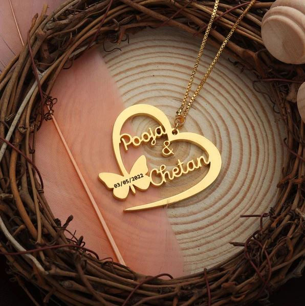 THE%20JEWEL%20LODGE%20CUSTOMIZED%20BUTTERFLY%20HEART%20COUPLE%20NAME%20NECKLACE%20-%20Image%202