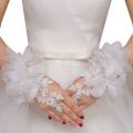 ✪【Available】Women Embroidery Lace Fingerless Gloves Artificial Flower Rhinestone Beads Wedding Bridal Sunscreen Formal Short Mittens. 