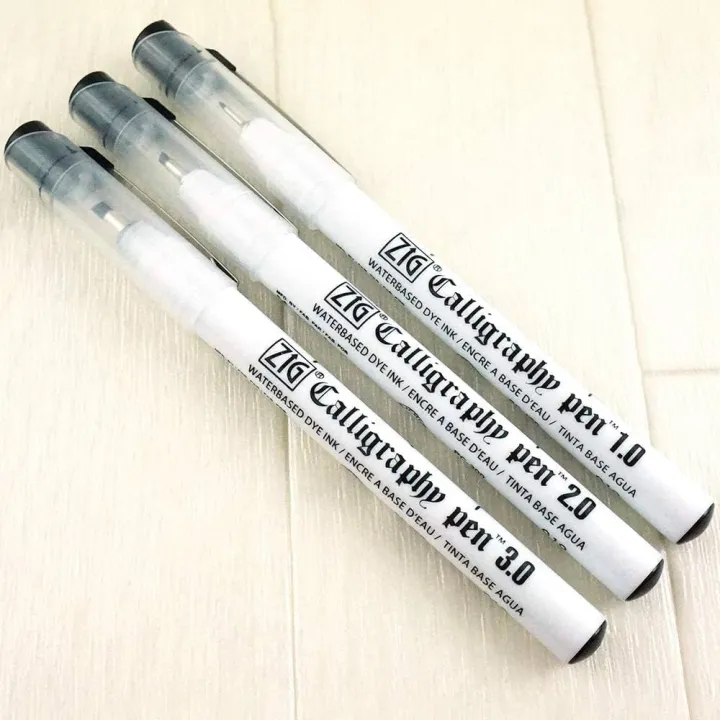 Zig%20Calligraphy%20Oblique%20Tip%20Pen%20%7C%20Black%20ink%20-%20Image%202