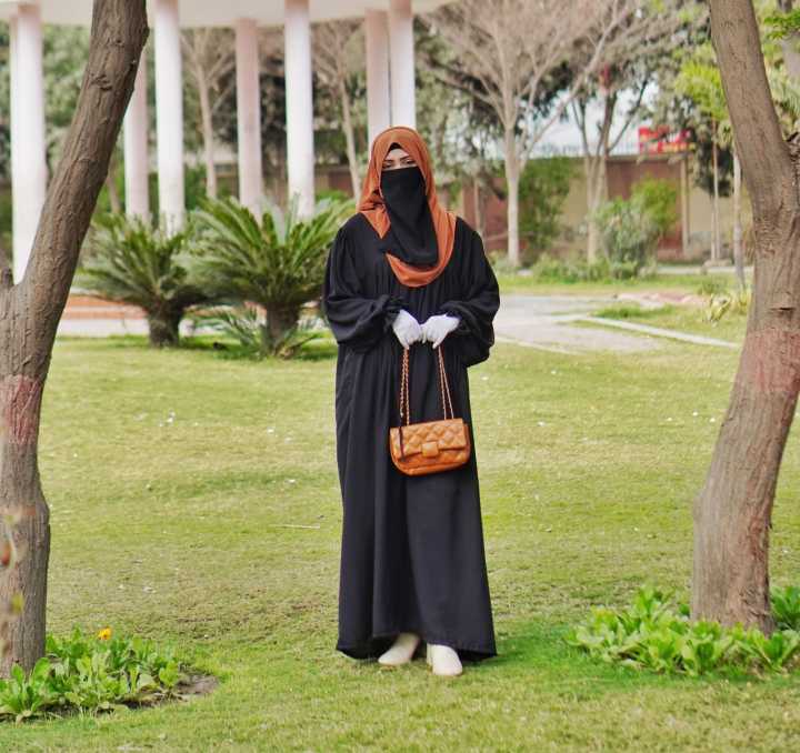 Black%20Georgette%20Abaya%20for%20Girls%20women%20Modest%20Abaya%20Islamic%20Dress%20Elegant%20Abaya%20Fashion%20Traditional%20Abaya%20Women's%20Abaya%20Black%20Abaya%20Designer%20Abaya%20-%20Image%202