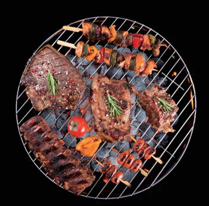Stainless Multipurpose Steel Round Grill Net with Foot Baecue Rack Steam Baking Rack Camping Outdoor BBQ Meshes