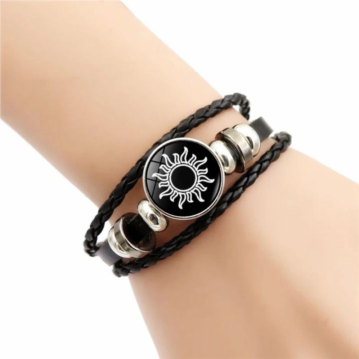 Luminous%20Sun%20&%20Moon%20Couple%20Bracelets%20%E2%80%93%20Adjustable%20Black%20&%20Pink%20Braided%20Leather%20Matching%20Bracelets%20for%20Couples,%20Glow-in-the-Dark%20Charm%20Jewelry%20Gift%20for%20Him%20&%20Her%20-%20Image%206