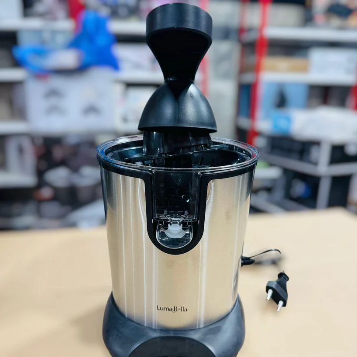 Luma%20Bella%20Handle%20Electric%20Citrus%20Juicer%20Citrus%20Orange%20Juicer%20Machine%20Fruit%20Juice%20extractor%20Orange%20juice%20extracting%20machine%20-%20Image%204