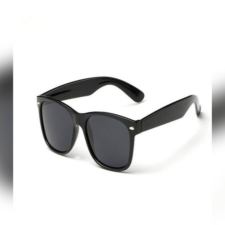 Polarized Wayfarer Sunglasses for Men and Women - Black