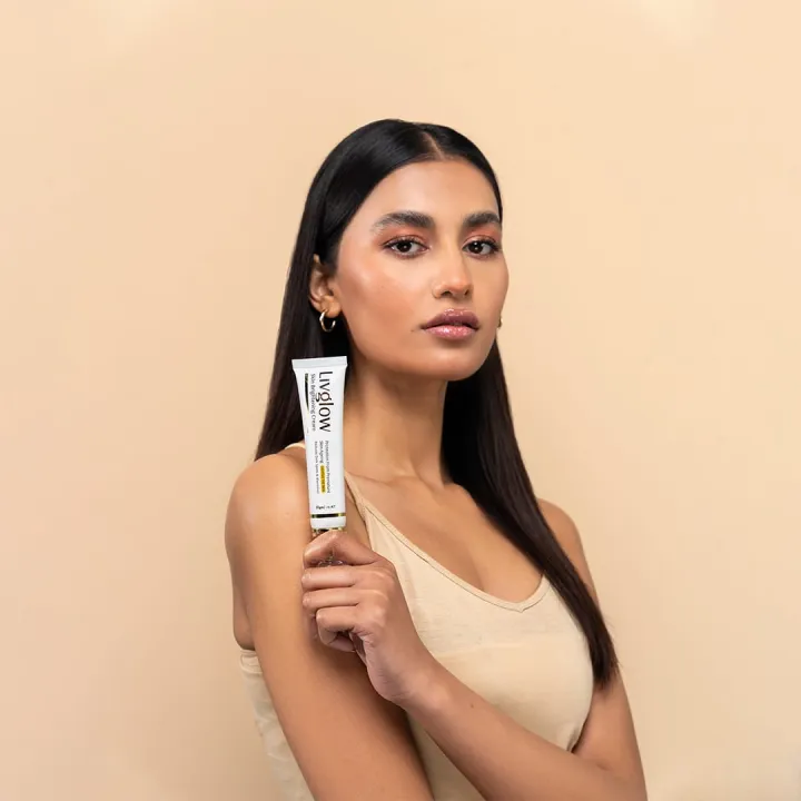 LIVGLOW%20Skin%20Brightening%20Cream%20-%2030gm%20-%20Unisex%20(Men%20&%20Women),%20Best%20Night%20Cream,%20Protection%20from%20Premature%20Skin%20Ageing,%20Lighten%20the%20Skin,%20Reduces%20Dark%20Spots%20&%20Blemishes.%20Skin%20Glow%20Cream,%20Treat%20Freckles,%20Original%20Cream%20-%20Image%208