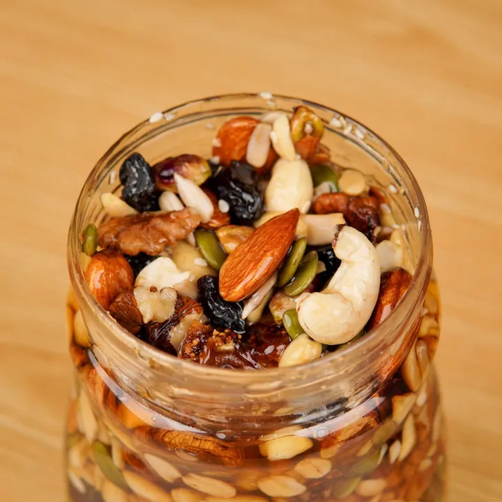 Premium%20Honey%20Nuts%20Mix%20%E2%80%93%20100%25%20Natural%20Energy%20Booster%20%7C%20Healthy%20Dry%20Fruits%20with%20Pure%20Honey%20%7C%20500kg%20-%20Image%202