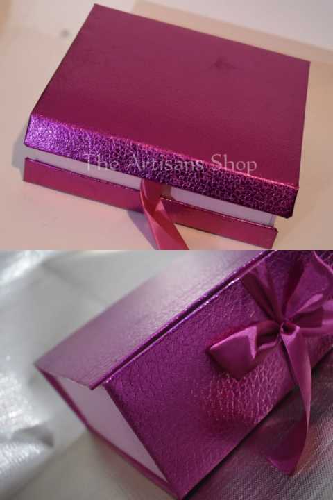 gift%20box/jewellery%20box/packaging%20box/shirt%20box/flower%20box/hard%20rigid%20box/size-12x10x4%20inches%20-%20Image%204