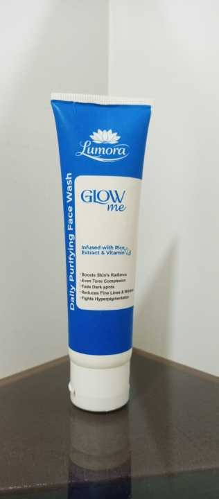 Lumora%20Glowy%20Face%20Wash%20-%20Image%207