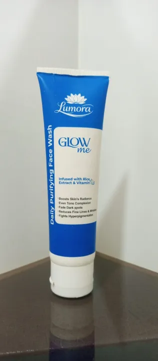 Lumora%20Glowy%20Face%20Wash%20-%20Image%207