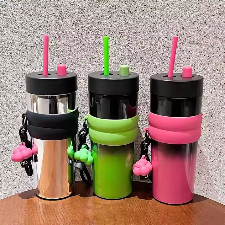 Imported%20710ml%20SUS%20316%20Double%20Wall%20Heavy%20Weight%20Stainless%20Steel%20Hot%20and%20Cold%20Tea%20Coffee%20Mug%20and%20Juice%20Water%20Bottle%20with%20Straw%20Stainless%20Steel%20Car%20Thermos%20Cup%20Thermal%20Coffee%20Mug%20Large%20Capacity%20Leakproof%20Water%20Bottle%20for%20Sport%20Cold%20Drink%20Bottle%20-%20Image%207