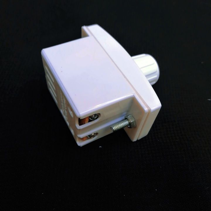 Fan%20Dimmer%20Switch%20Fan%20Regulator%20250V-%20UPS%20Supported%20-Piano%20Size%20Fitting%20-%20Image%204