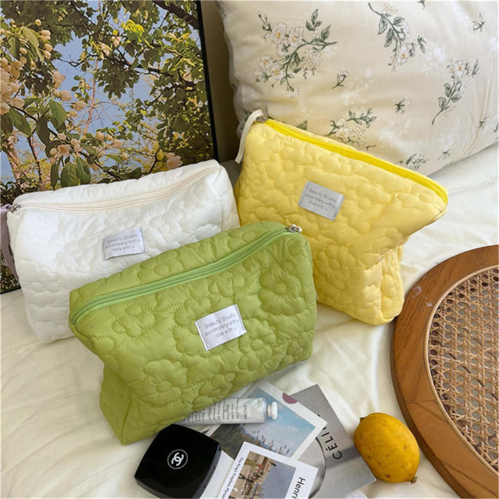 Flower Cosmetic Bag Large Travel Wash Pouch Storage Bag Quilted Cotton Makeup Bag Soft Makeup Case