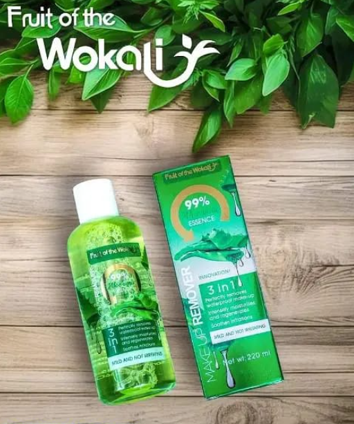 Fruit of wokali   Makeup Remover Aloe vera Essence Mild And Not Irritating    220ml