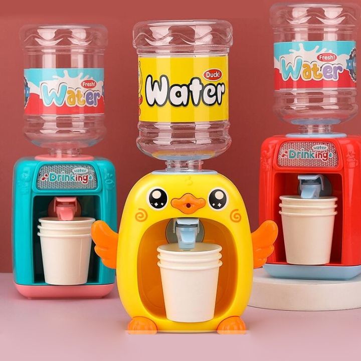 Cute%20Mini%20Duck%20Water%20Dispenser%20Toy%20Fun%20Yellow%20Design%20for%20Kids%20-%20Image%202