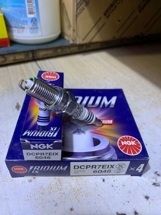 NGK Spark PLUG- Iridium Spark Plug for HONDA 125 / Deluxe DPR8EIX-9 / DCPR7EIX