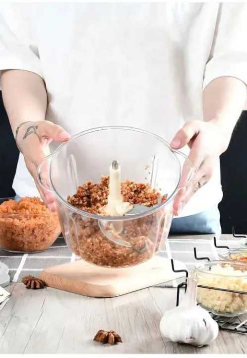 Hand%20chopper%20Manual%20Food%20Chopper,%201500ML%20Speedy%20Chopper%20with%203%20Curved%20Stainless%20Steel%20Blades,%20Handheld%20Vegetable%20Chopper/Mincer/Blender%20to%20Chop%20Fruits%20Onions/Nuts/Ginger/Herbs/Garlics/Meet%20-%20Image%205