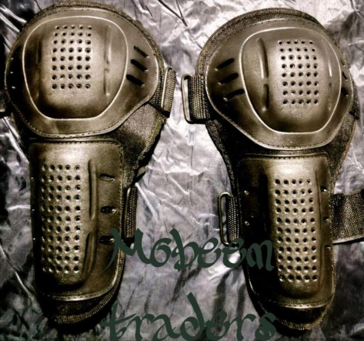 Elbow%20Knee%20Pad%20Black%20For%20Bikers%20Safety%20Gear%20For%20Biker%20-%20Image%205