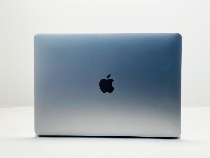 Apple%20MacBook%20Pro%202020%20M1%20(A2338)%20-%2013.3"%20Retina%20Display%20-%20Apple%20M1%20Processor%20-%2016GB%20RAM%20-%20(256GB%20SSD%20TO%20512GB%20SSD)%20-%20Touch%20Bar%20-%20Touch%20ID%20-%20With%20Copy%20Box%20-%20Daraz%20Like%20New%20-%20RAPPLE%20STORE%20-%20Image%205