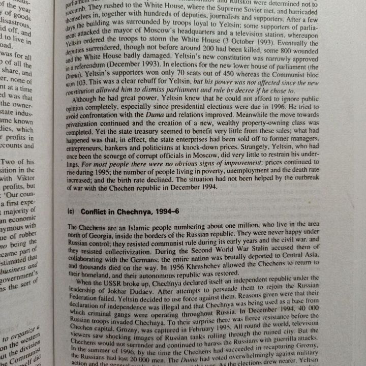 Mastering%20Modern%20World%20History%20by%20Norman%20Lowe%20-%20Image%202