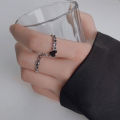Vintage Black Crystal Heart Chain Ring for Women Simple Open Ring Finger Ring Cuff Set Punk Retro Female Jewelry Gift Accessories. 
