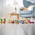 LEGO Classic 90 Years of Play (11021). 