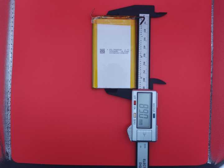 5500%20MAH%203.7V%20Lithium%20Polymer%20Battery%20-%20Power%20Bank,%20Cameras,%20Tabs,%20DIY,%20%20Keyboard%20-%20Image%206