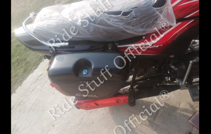 Side%20Box%20%7C%20Luggage%20box%20%7C%20Tourist%20Box%20%7C%20Pair%20(02%20pcs%20Right%20&%20Left)%20-%20Image%202