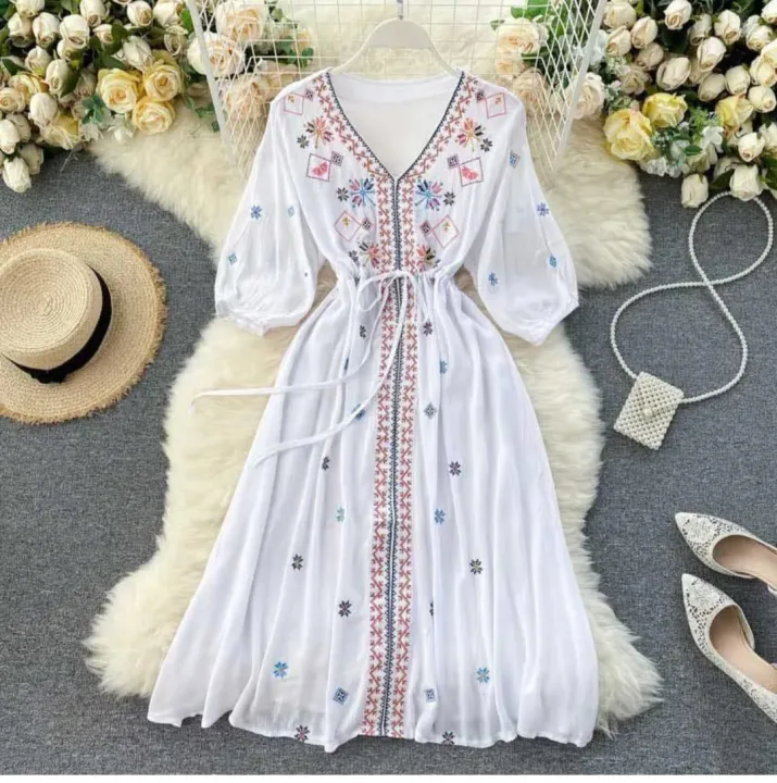 MineLight%7C%20Stitched%20%7C%20Ready%20To%20Wear%7C%20Women's%20Fashion%20%7C%20Zafran%20Embroidered%20Lawn%201%20Piece%20Frock%20%20For%20Summer%20Women's%20Fashion%20-%20Image%204