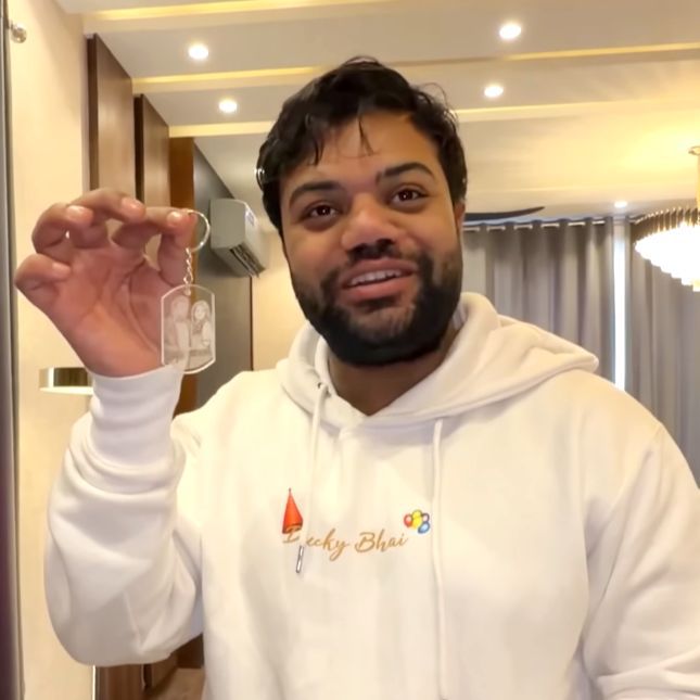 Transparent%20Customized%20Keychains%20-%20Print%20Your%20Own%20Image%20Text%20on%20Acrylic%20Keychain%20-%20Image%202