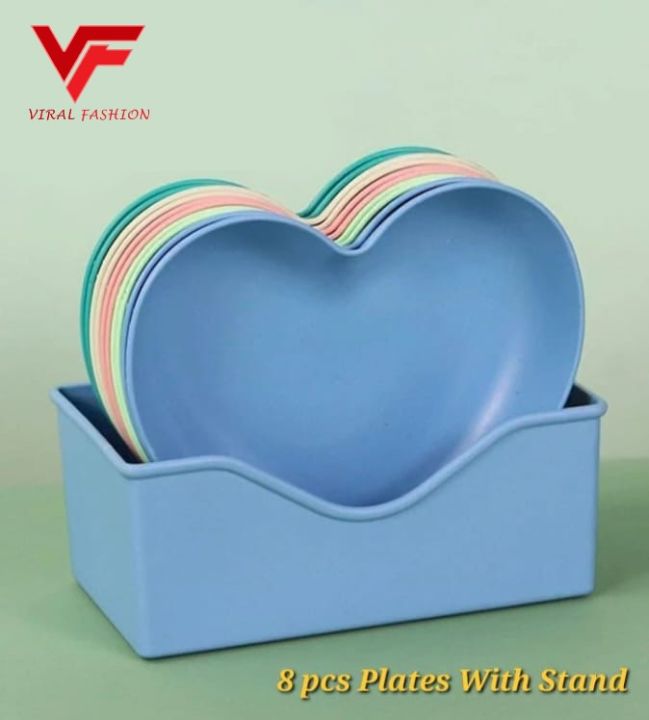 8 Pcs Multi-function Spit Bone Heart Shape Plate Set Dish Household Food Grade Plastic Spit Bone Dish Hearts Plate Set Dining Table Garbage Plates Small Plates Snakes Plate for Snacks