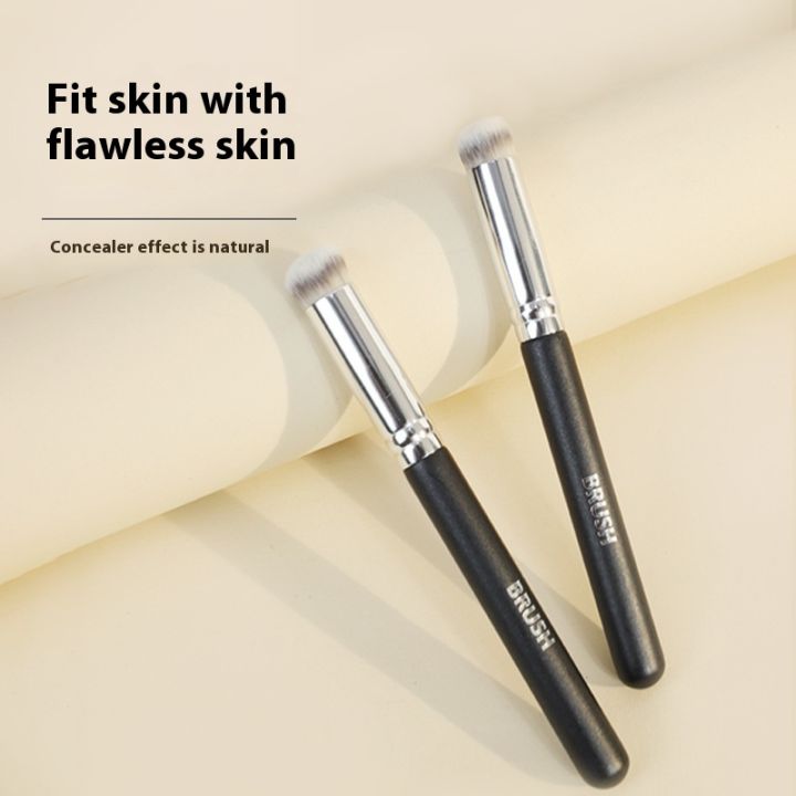 Can Yee Concealer Brush Stomach Black Rim Of The Eye Makeup Brush Slope Surface Soft Brush Head Non-Trace Concealer Pens Foundation Brush