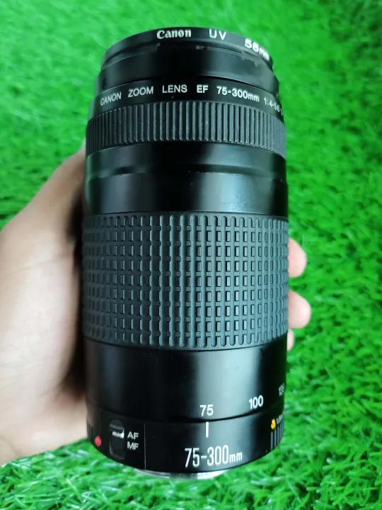 Canon%20EF%2075-300mm%20f/4-5.6%20II%20Zoom%20Lens%20with%20UV%20Filter,%20Front%20&%20Back%20Caps%20-%20Image%203