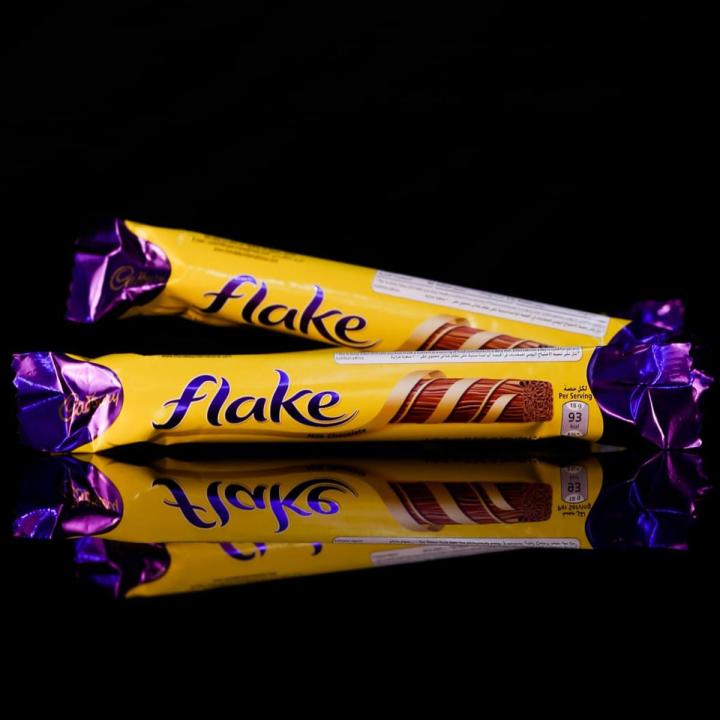 Cadbury Flakes Chocolate 18gm (Pack of 2)