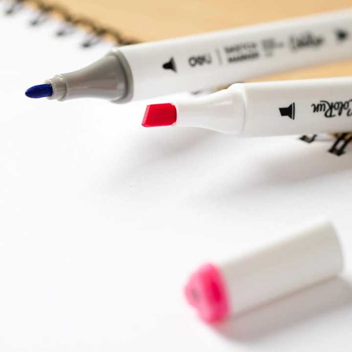 Deli%20EC187%20Dual-Tip%20ColoRun%20Sketch%2024%20Color%20Markers%20-%20Image%204