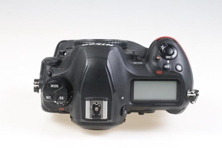 DSLR%20CAMERA%20D6%20FULL%20FRAME%20BODY%20ONLY%20-%20Image%207