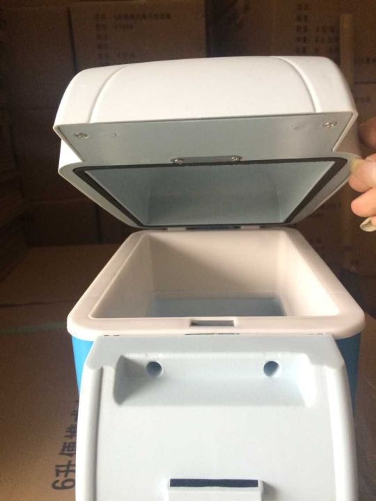 Portable%20Electric%20Refrigerator%20Mini%20Fridge%20Car%20Cooler%20Box%20Ice%20Box%207.5%20L%20Warming%20&%20Cooling.%20Unique%20car%20gadget.%20car%20cooler%20and%20heater.%20Mini%20car%20cooler%20best%20gadgets%20for%20summer%20and%20hot%20weather.%20buy%20mini%20car%20fridge%20in%20Pakistan,%20buy%20portable%20mini%20car%20cooler%20NOT%20-%20Image%204